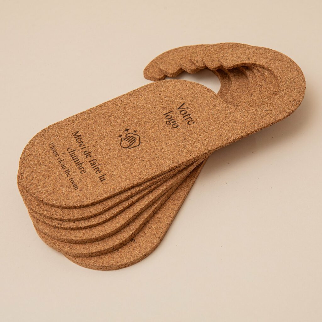 accroche portes en liege ecologiques