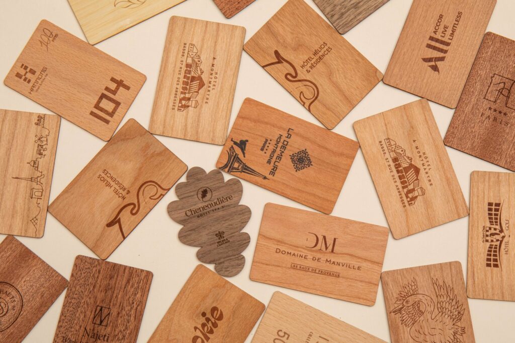 cartes rfid badges bois cles acces hotels