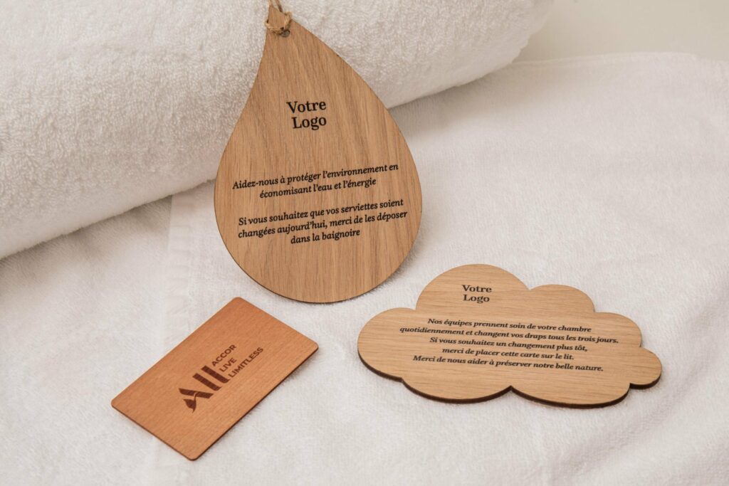 signaletiques bois pour chambres hotels